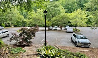 585 White Cir 504, Athens, GA 30605