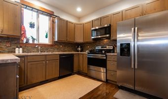 1005 Las Campanas, Belgrade, MT 59714