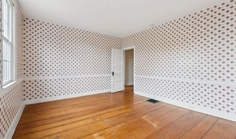 444 Middle St, Bath, ME 04530