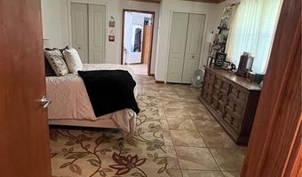 806 SE Avenue 8 Ave, Atkins, AR 72823