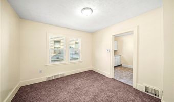 853 Fried St, Akron, OH 44320