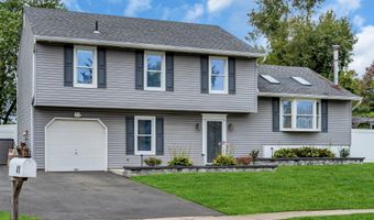 41 Deck St, Barnegat, NJ 08005