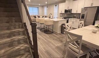 1 Halifax Rd, Bayville, NJ 08721