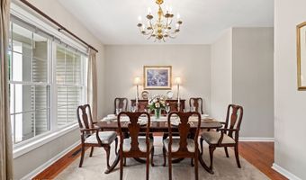 63 Meadow Brook Rd, Brookfield, CT 06804