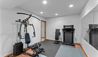 13947 Fleetwood Ave, Apple Valley, MN 55124