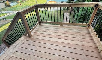 219 N 12th St, Atchison, KS 66002