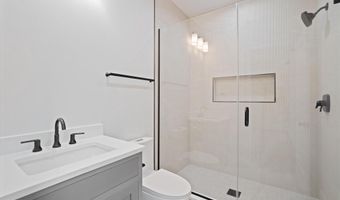 6605 PYLE Rd, Bethesda, MD 20817
