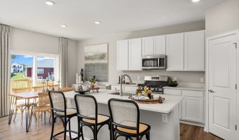 1768 S Port Dr, Antioch, IL 60002