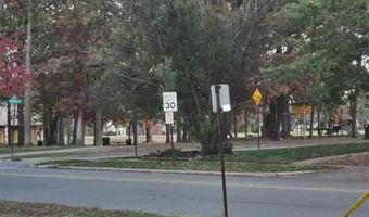 808 Pauline Blvd, Ann Arbor, MI 48103