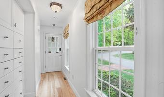 16 Storybrook Ln, Amherst, NH 03031