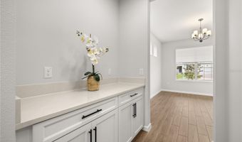 3228 ROSEVILLE Dr, Apopka, FL 32712