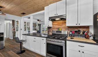 907 Denver St, Alvord, TX 76225