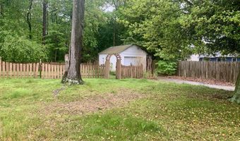 97 Vine St, Bayville, NJ 08721