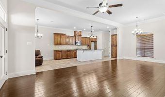 8127 Valencia Ct, Baton Rouge, LA 70820