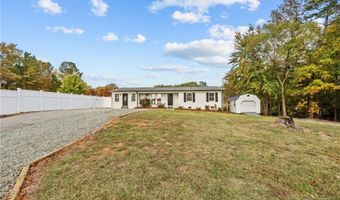 1228 Oakwood Acres Rd, Asheboro, NC 27205