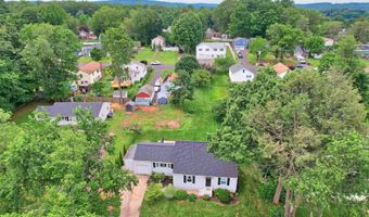 34 Forest St, Bristol, CT 06062