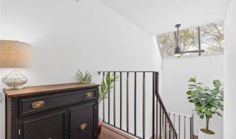 401 River Ln, Anoka, MN 55303
