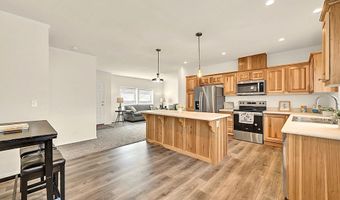 490 Moffit Ln, Springfield, OR 97477