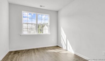 638 Pine Dune Ln, Aberdeen, NC 28315