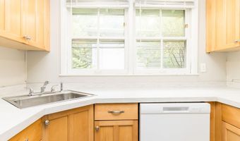 2310 Pinecrest Ave, Ann Arbor, MI 48104
