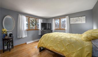 607 Cross Ave S, Amery, WI 54001