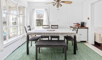 91 Hedges Ln, Amagansett, NY 11937