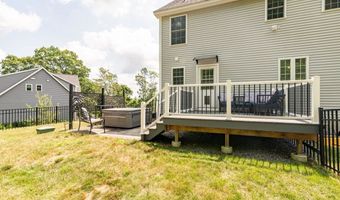 35 Thatcher Way, Barrington, NH 03825