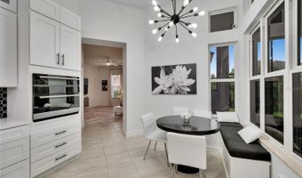 6927 CRESTPOINT Dr, Apollo Beach, FL 33572