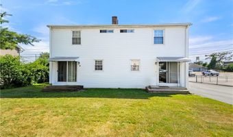 40 Agnes St, East Providence, RI 02914