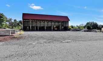 1942 PAPPY'S Ln, Orwigsburg, PA 17961