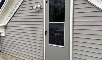 302 N BRISTOL - Upper Unit 2, Almont, MI 48003