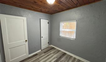 426 Headingly Ave NW A, Albuquerque, NM 87107