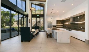 2702 Via Avella, San Diego, CA 92108