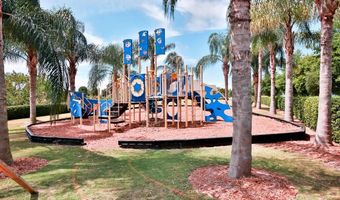 623 WINTERSIDE Dr, Apollo Beach, FL 33572