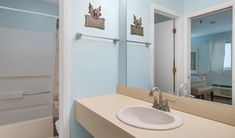 131 Lake St 214, Gilford, NH 03249