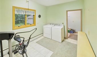 160 1st St, Albany, MN 56307