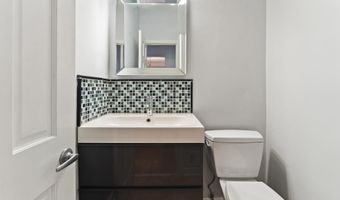 3153 14TH St S, Arlington, VA 22204