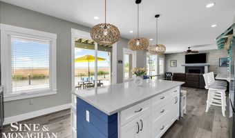 7305 Dyke Rd, Algonac, MI 48001