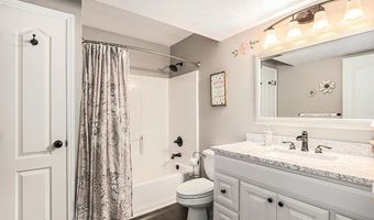 4106 Wildwood Dr, Allegan, MI 49010