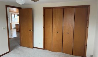 7843 Stark Dr, Algonac, MI 48001