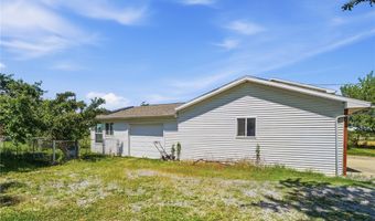603 E Main St, Anna, OH 45302