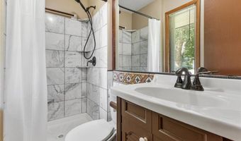 7060 145th St W, Apple Valley, MN 55124