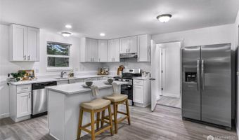 1464 Greenville Dr, Bellingham, WA 98226