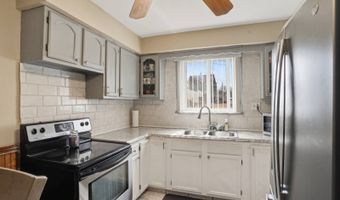 16 Brown St, North Providence, RI 02904