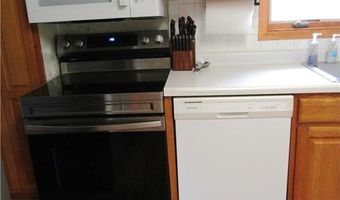 232 E Thielke Ave, Appleton, MN 56208