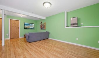 71 Village Ct 71, Berlin, MA 01503