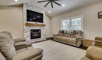 10596 Sand Valley Rd, Avera, GA 30803
