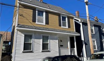 29 Anthony St, Newport, RI 02840