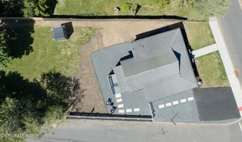 310 East Rd, Belford, NJ 07718