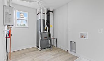 2018 Green Acres Dr, Adrian, MI 49221